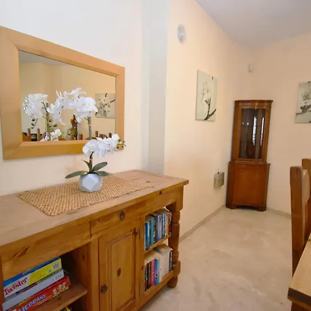 3br Pool Parking Sleeps 7 *