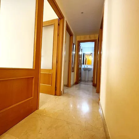 3br Pool Parking Sleeps 7 아파트