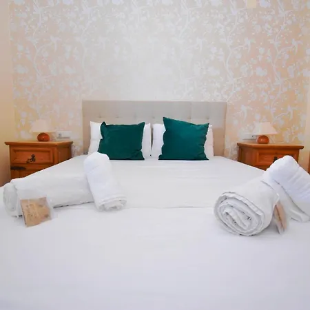 3br Pool Parking Sleeps 7 푸엔히롤라