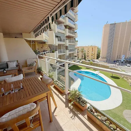 3br Pool Parking Sleeps 7 아파트 *