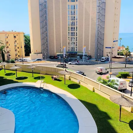 3br Pool Parking Sleeps 7 아파트 *